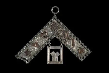 Return of the Jewels – Museum of Freemasonry launches on Google Arts & Culture